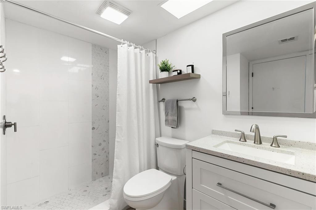 1004 Manatee RD # H201