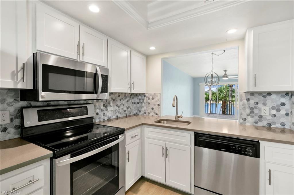 1004 Manatee RD # H201