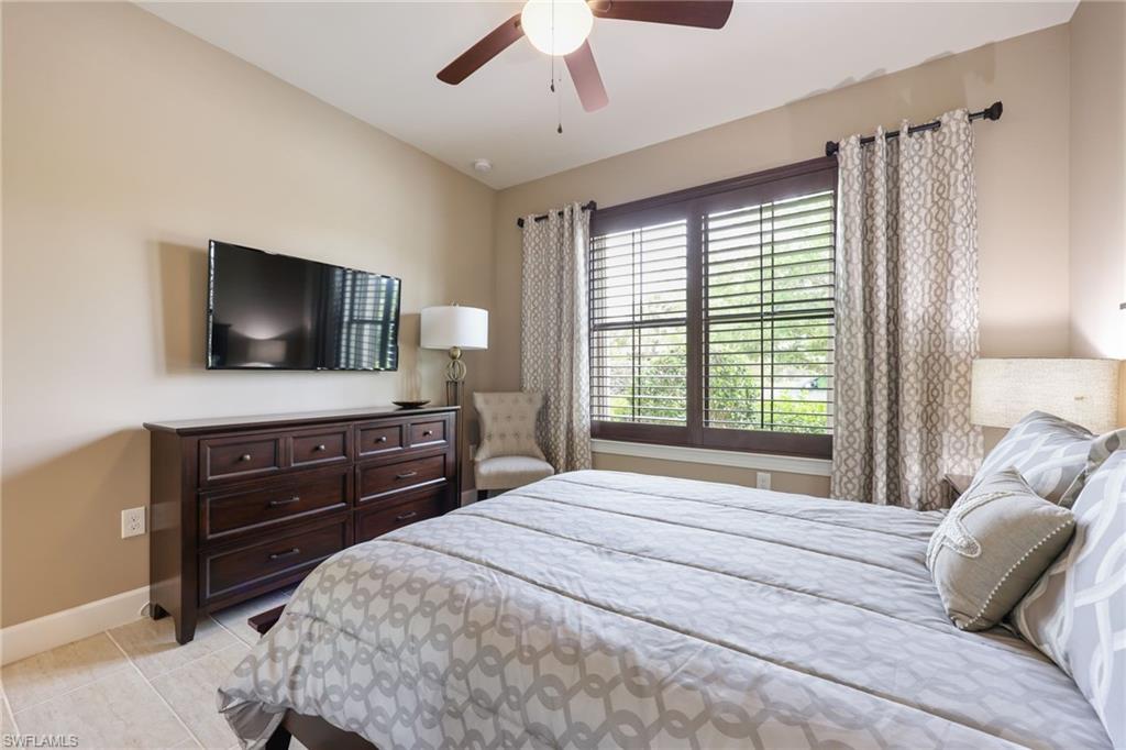 7128 Lily WAY