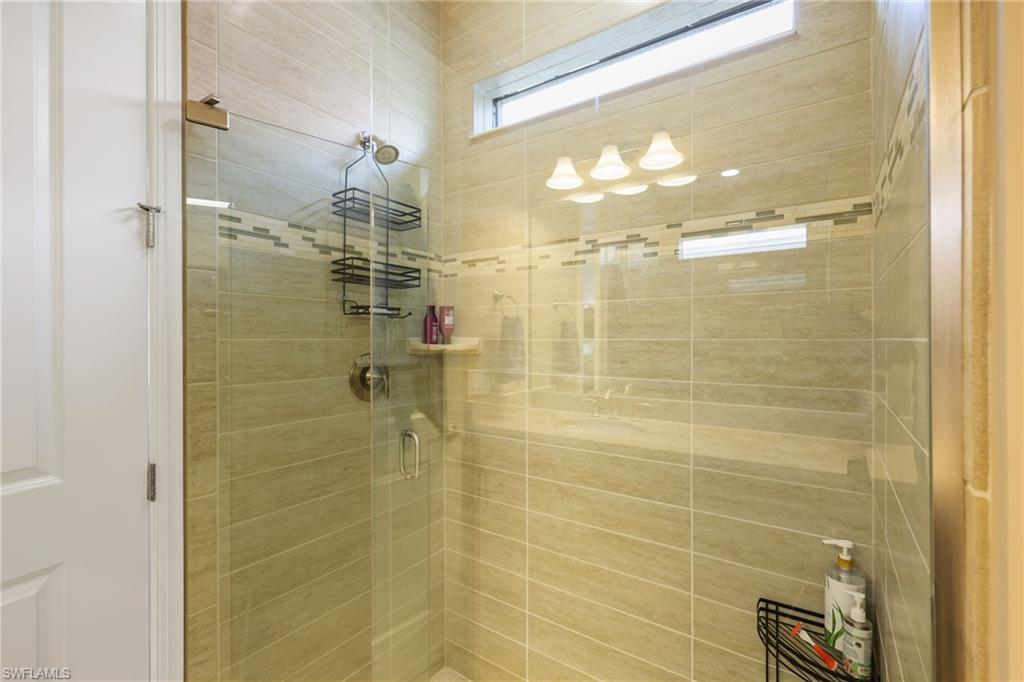 7128 Lily WAY
