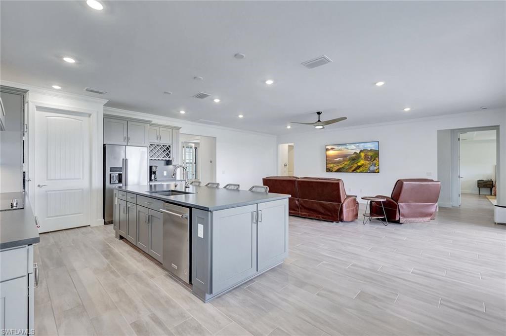 6584 Legacy WAY