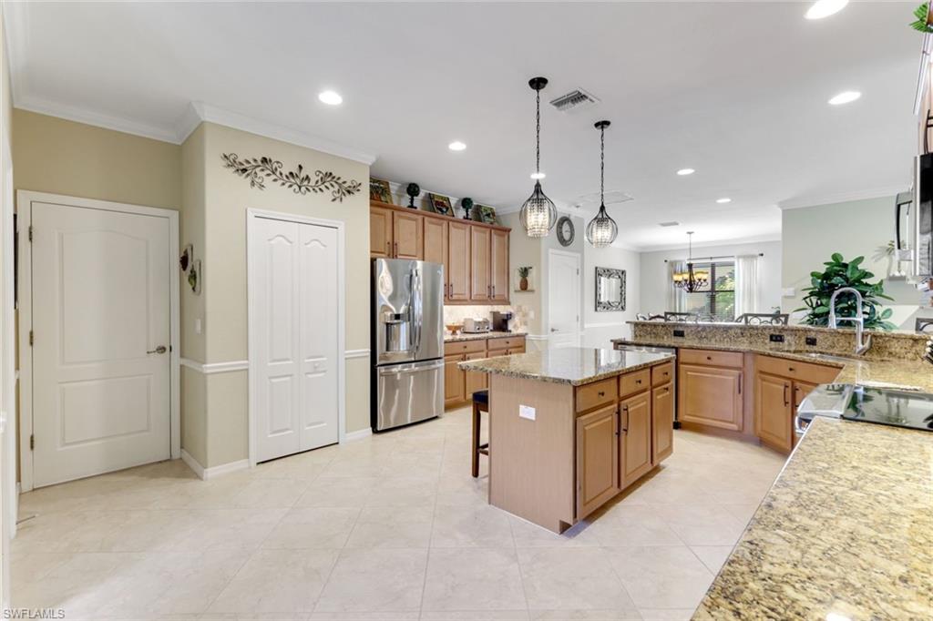 3917 Sapphire WAY