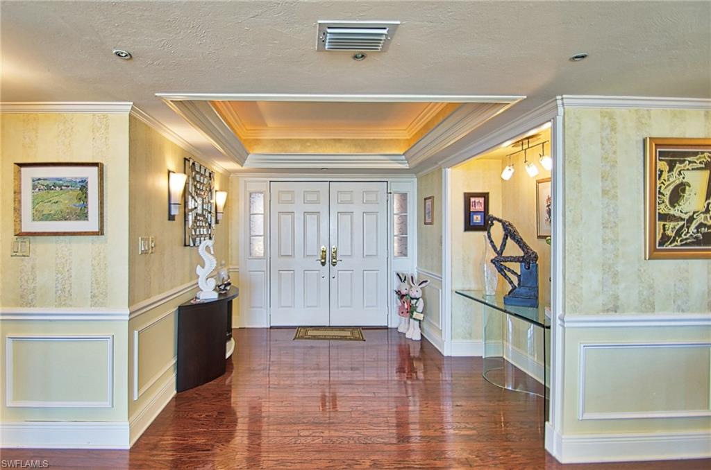 4031 Gulf Shore BLVD N # 8E