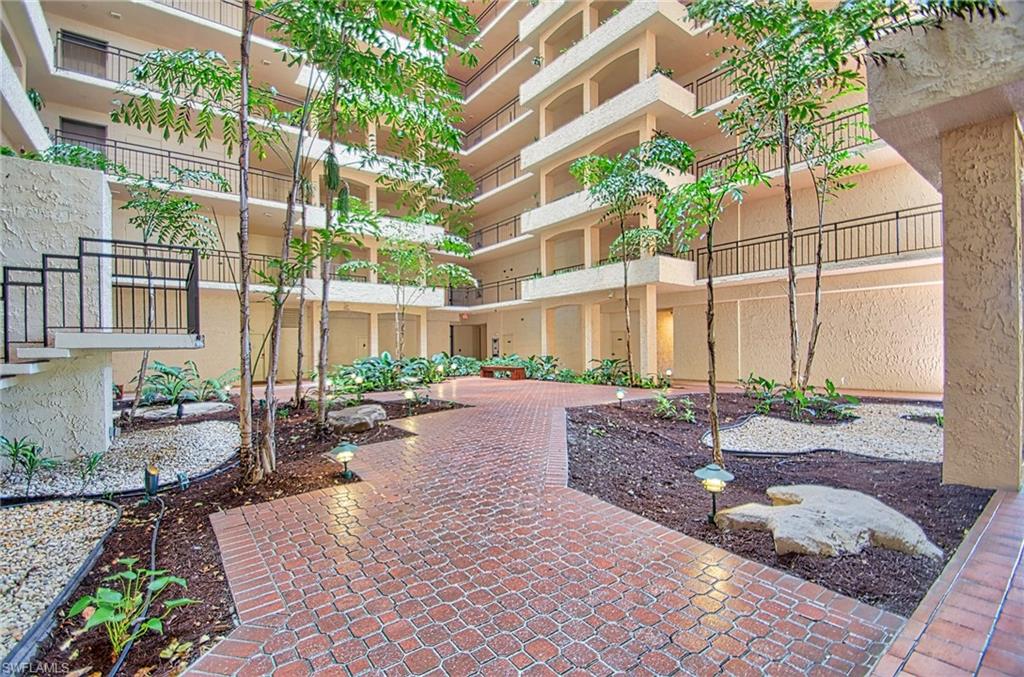 4031 Gulf Shore BLVD N # 8E