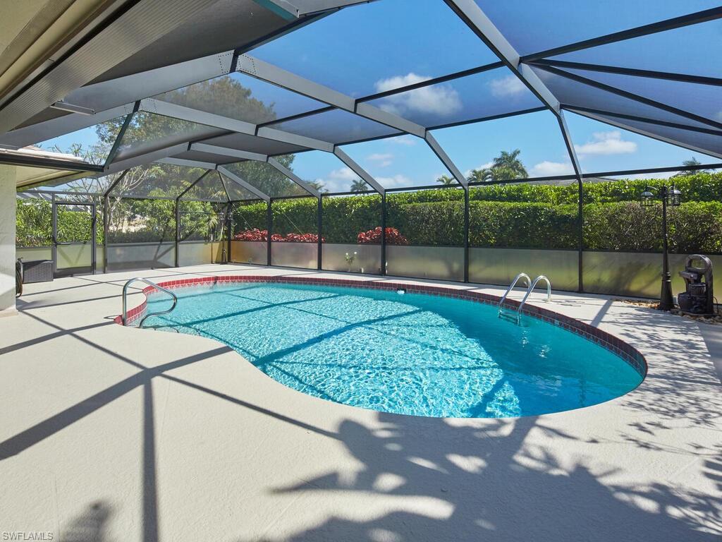 213 Bay Meadows DR