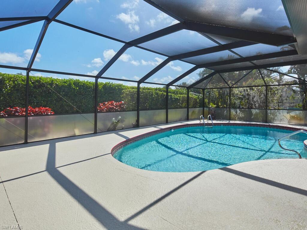213 Bay Meadows DR