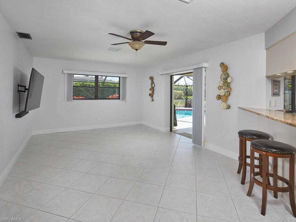 213 Bay Meadows DR