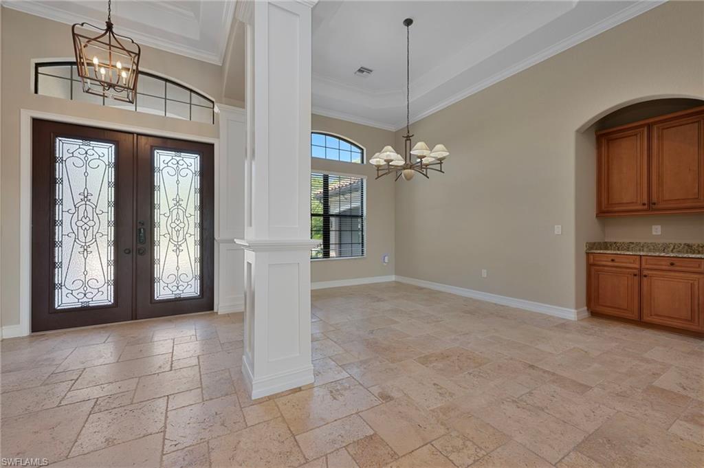 9463 Campanile CIR