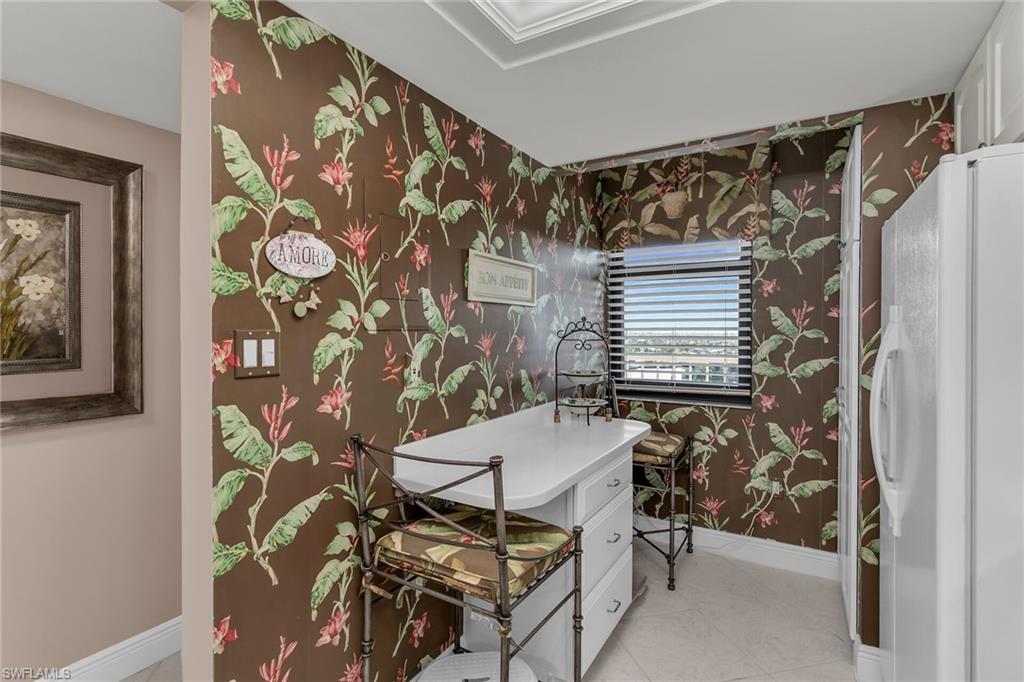 320 Seaview CT # 1201