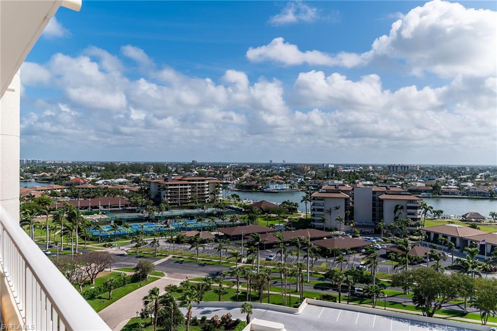 320 Seaview CT # 1201