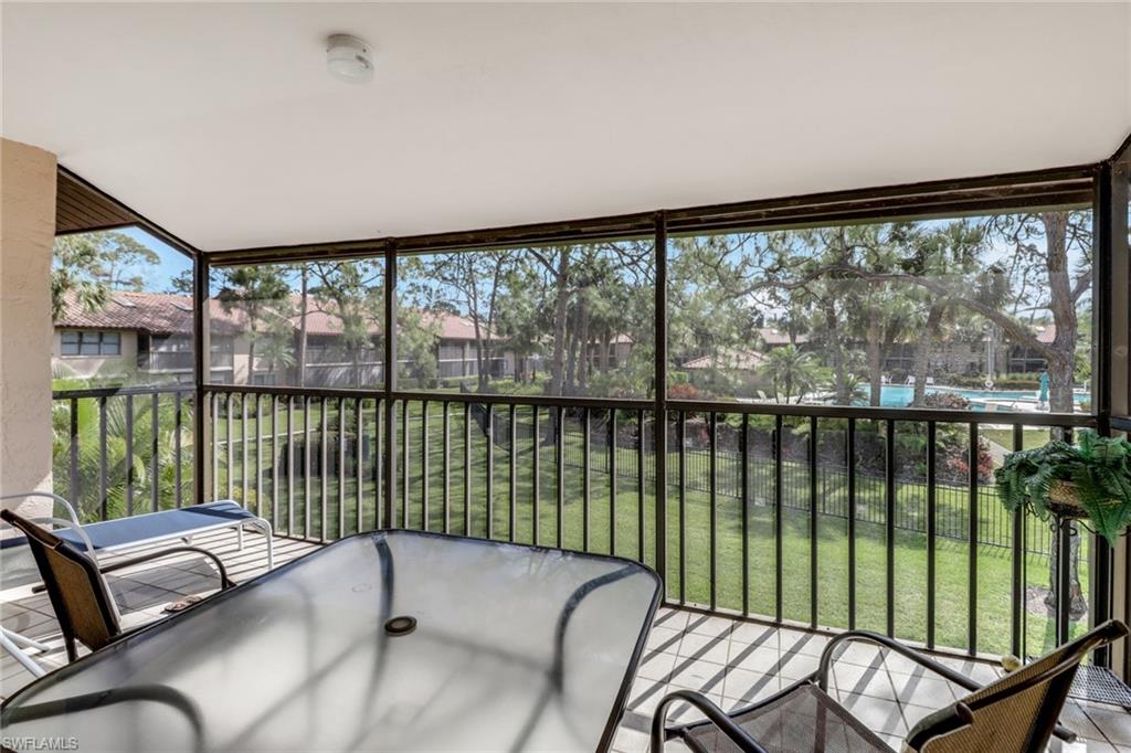 3207 Horse Carriage WAY # 406