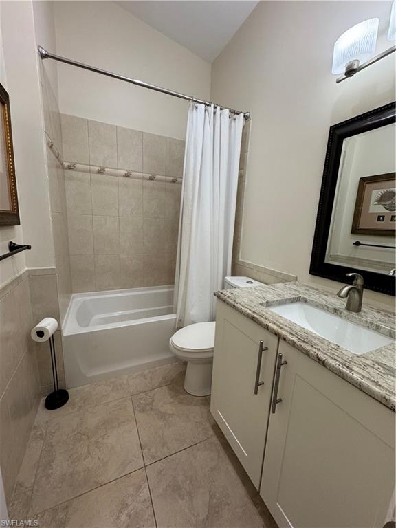 3207 Horse Carriage WAY # 406