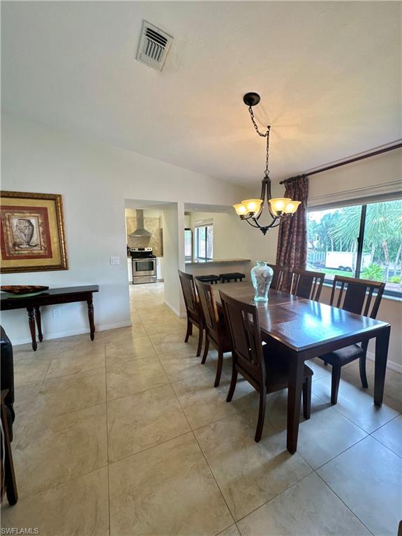 3207 Horse Carriage WAY # 406