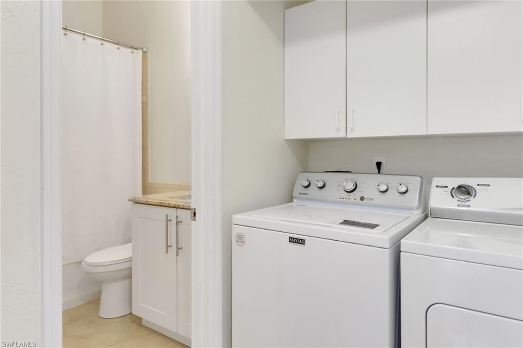 3207 Horse Carriage WAY # 406