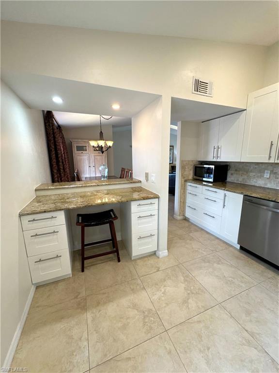 3207 Horse Carriage WAY # 406