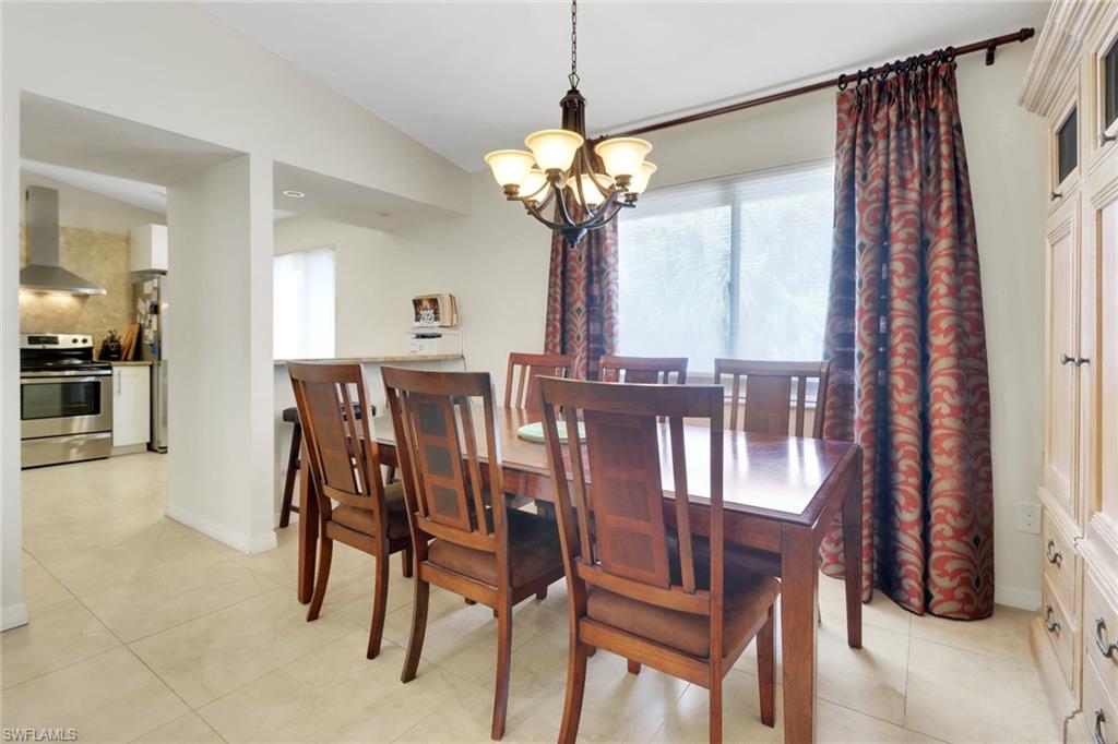 3207 Horse Carriage WAY # 406