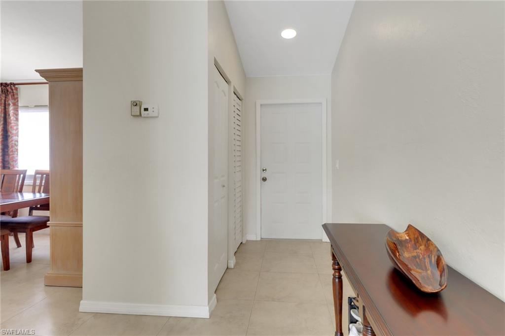 3207 Horse Carriage WAY # 406