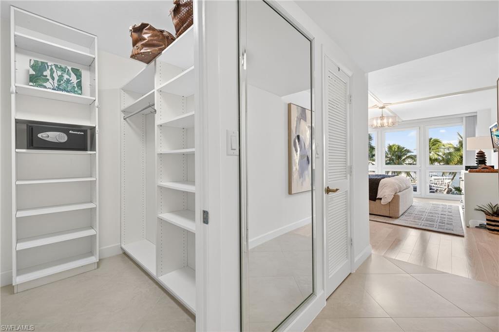 4031 Gulf Shore BLVD N # 3E