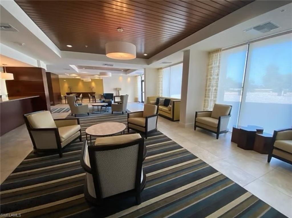 4031 Gulf Shore BLVD N # 3E