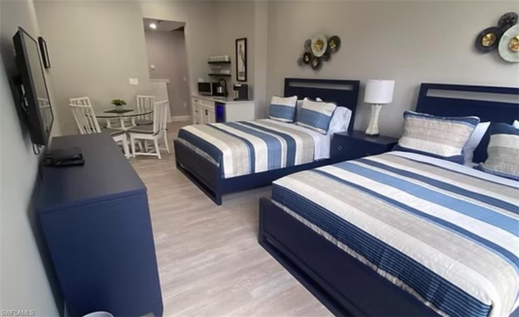 4031 Gulf Shore BLVD N # 3E