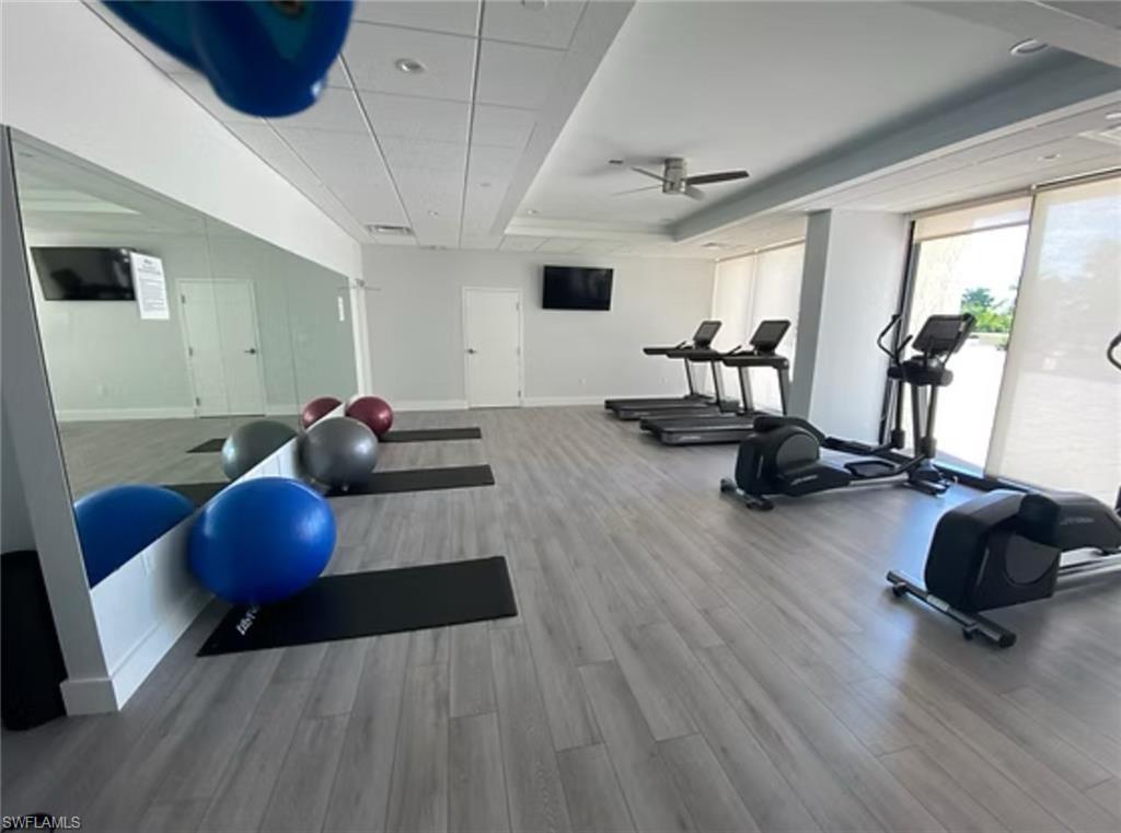 4031 Gulf Shore BLVD N # 3E