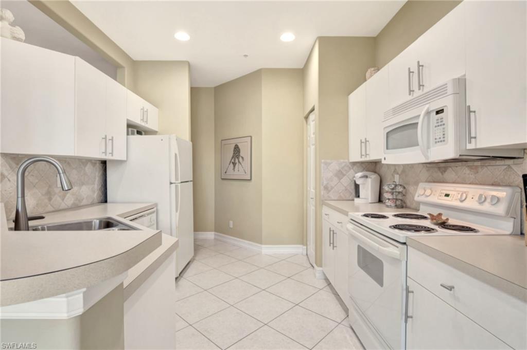 784 Carrick Bend CIR # 101