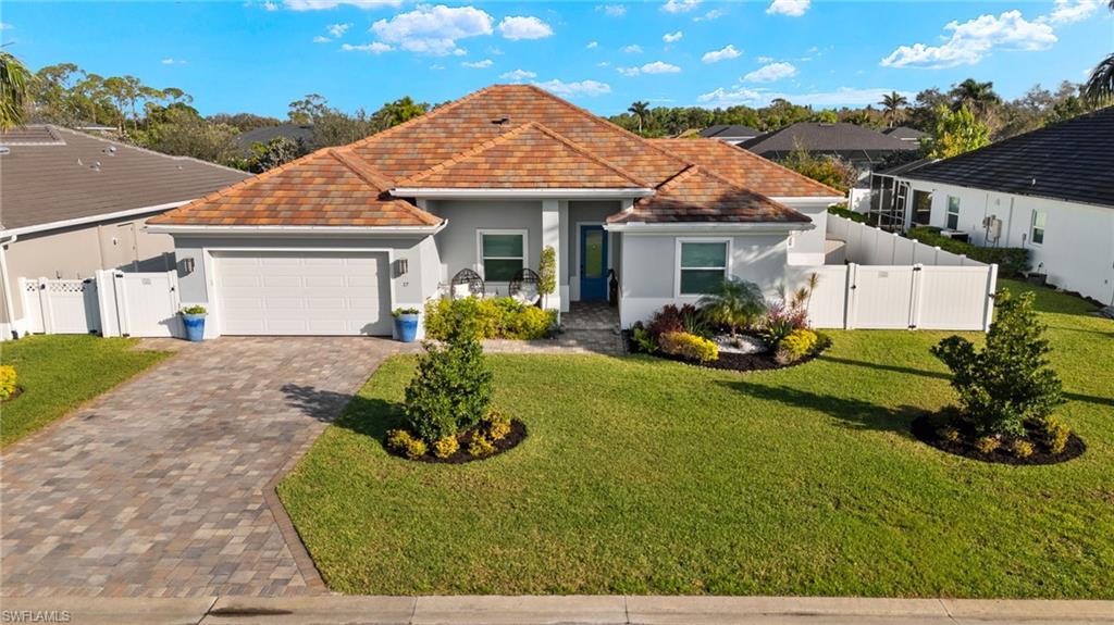 17 Willoughby DR