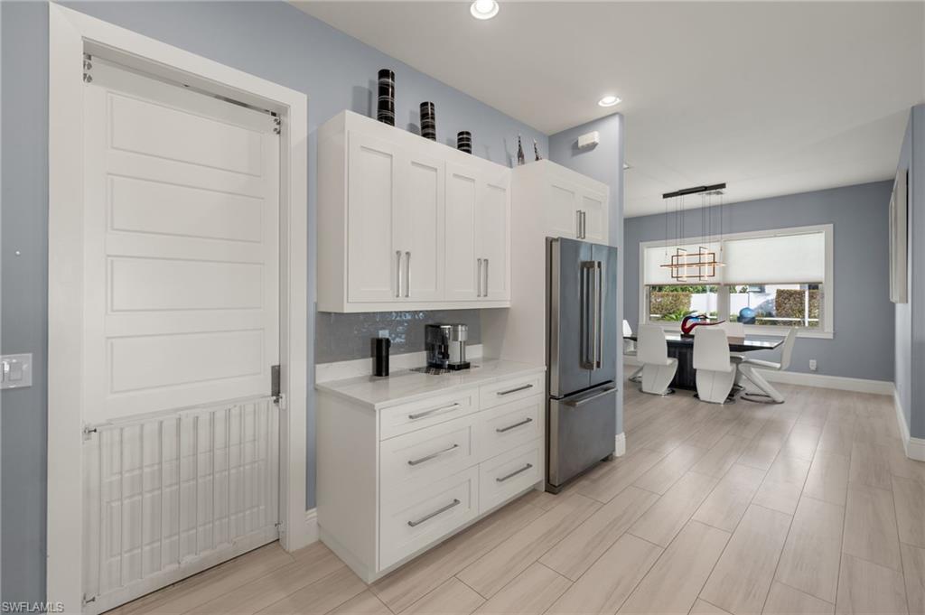 17 Willoughby DR