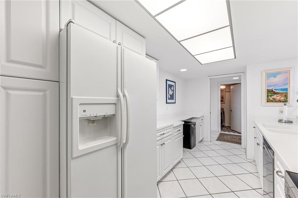 17 Bluebill AVE # 305