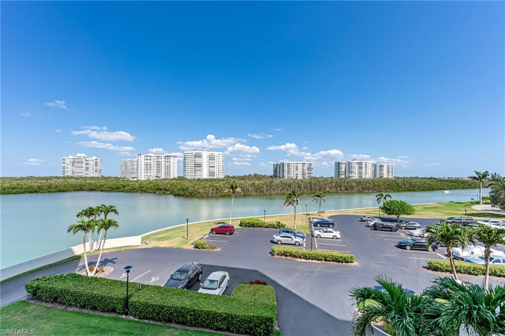 17 Bluebill AVE # 305
