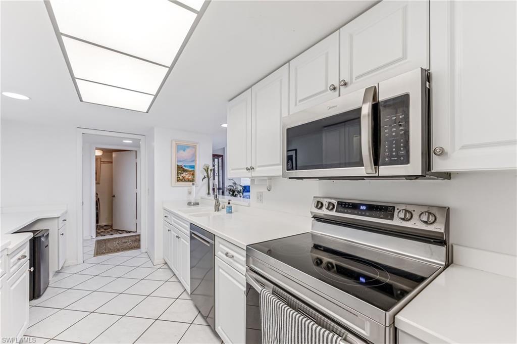 17 Bluebill AVE # 305
