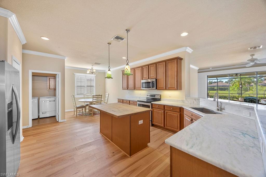 3994 Treasure Cove CIR