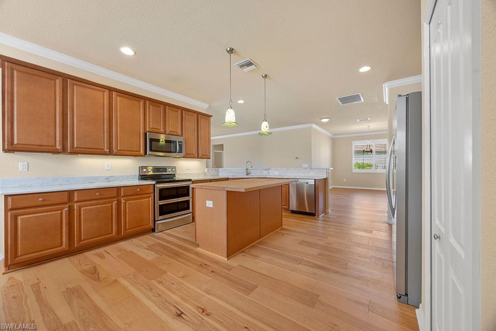 3994 Treasure Cove CIR