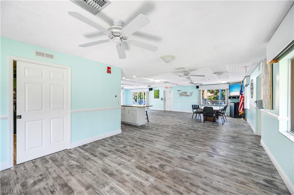 3072 Sandpiper Bay CIR # M202