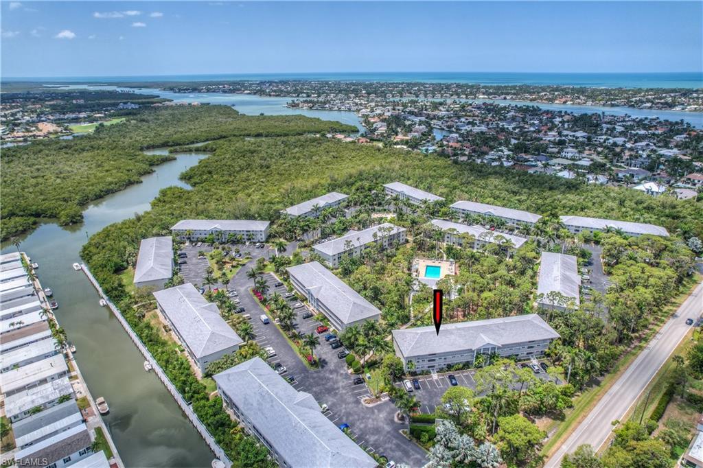 3072 Sandpiper Bay CIR # M202