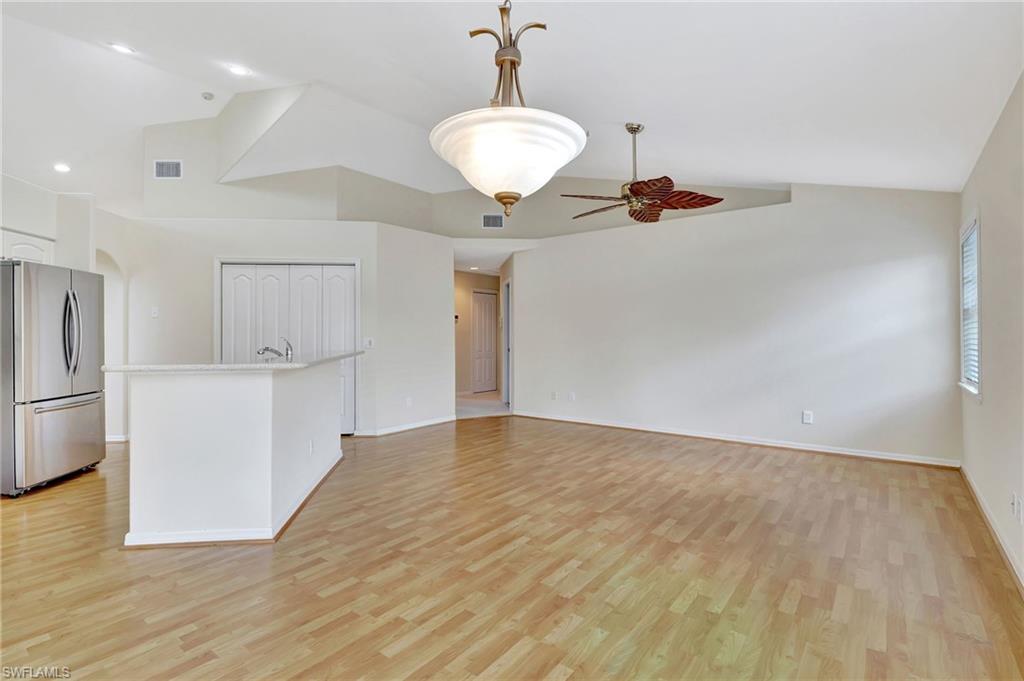 1347 Old Oak LN