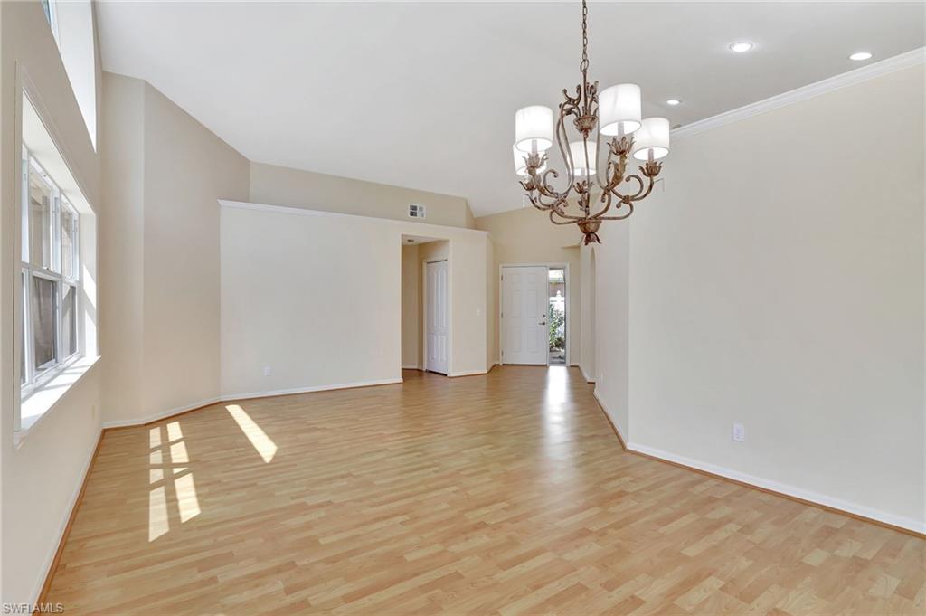 1347 Old Oak LN