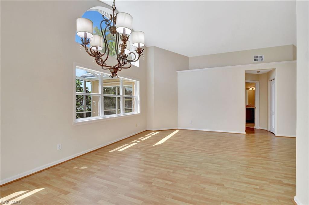 1347 Old Oak LN