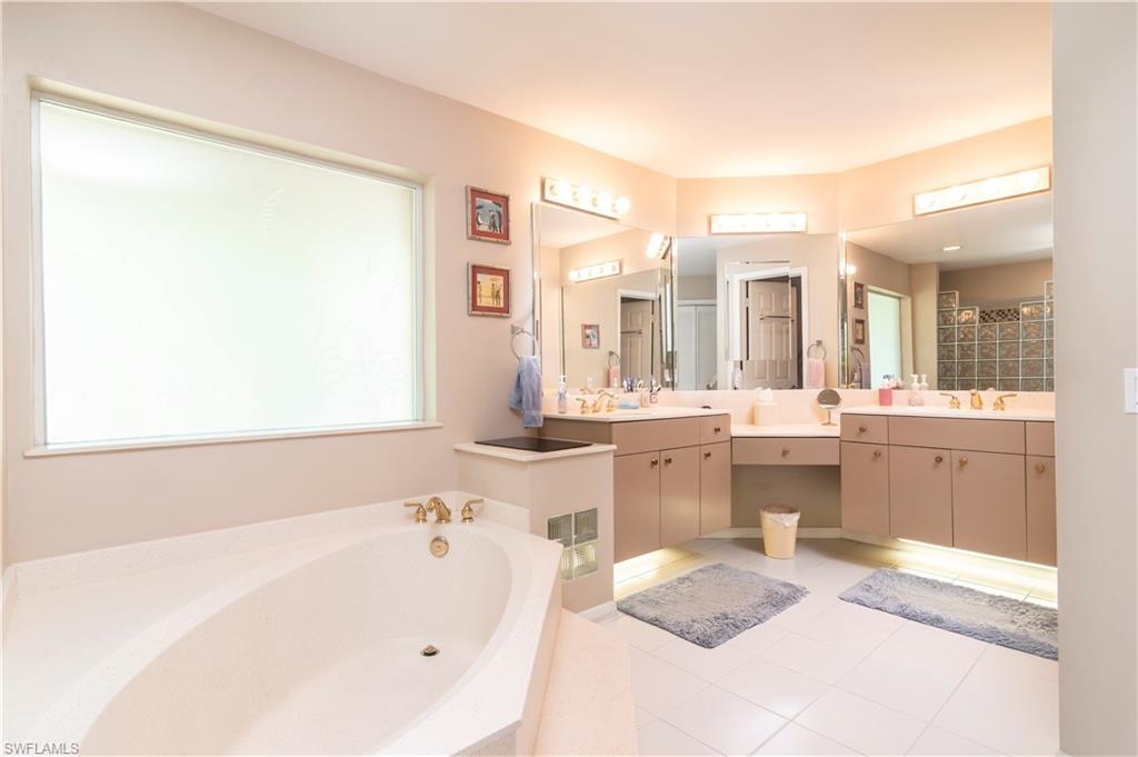 9895 El Greco CIR