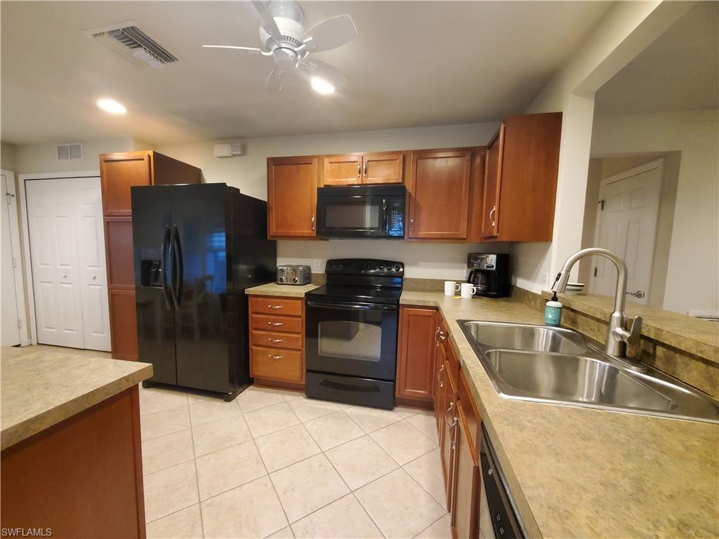 8657 Querce CT
