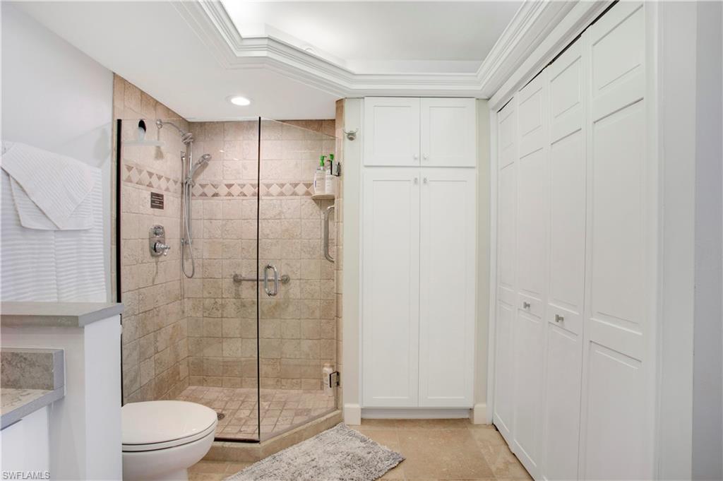26000 Hickory BLVD # 805