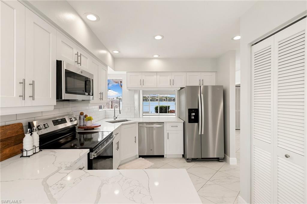 2524 Sailors WAY # 118