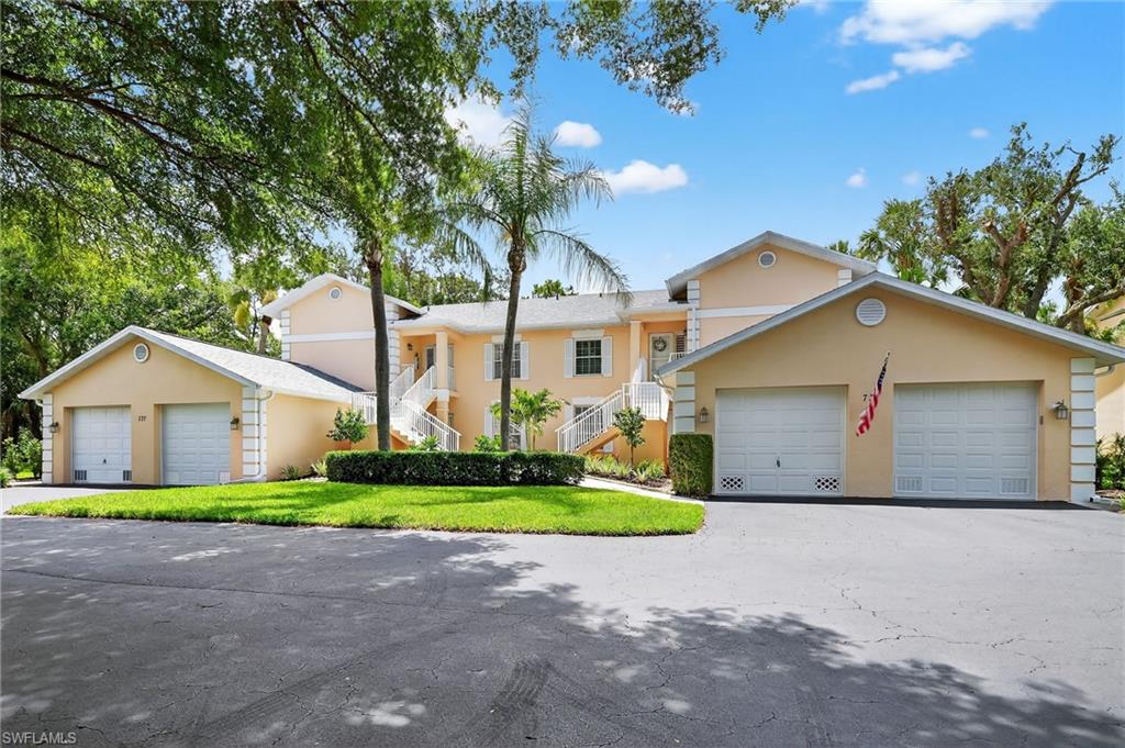 737 Wiggins Lake DR # 102