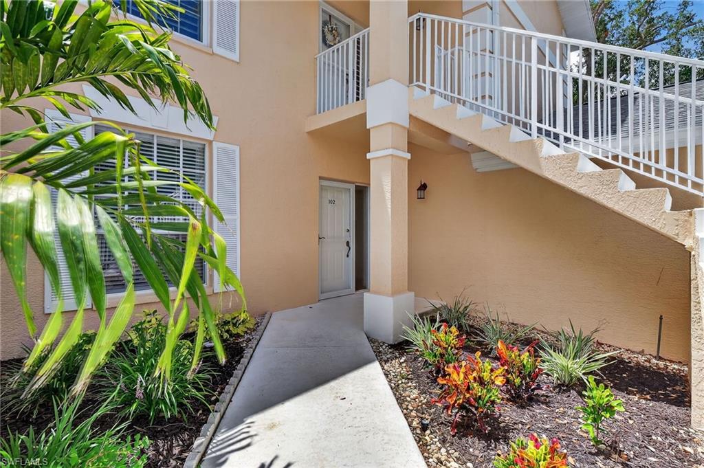 737 Wiggins Lake DR # 102