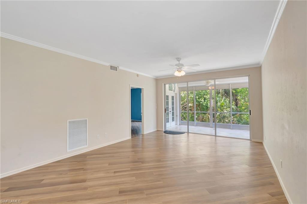 737 Wiggins Lake DR # 102