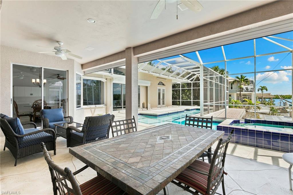 7 Blue Hill CT