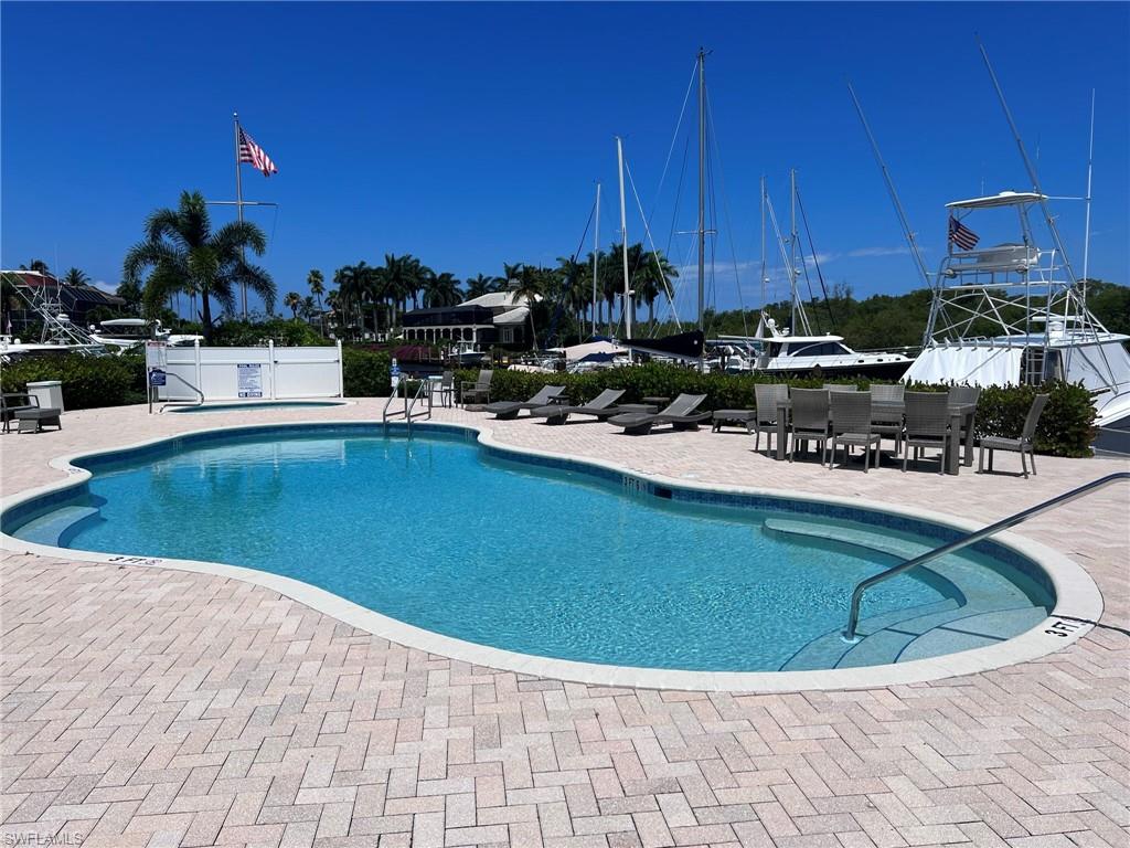 1777 Gulfstar DR S