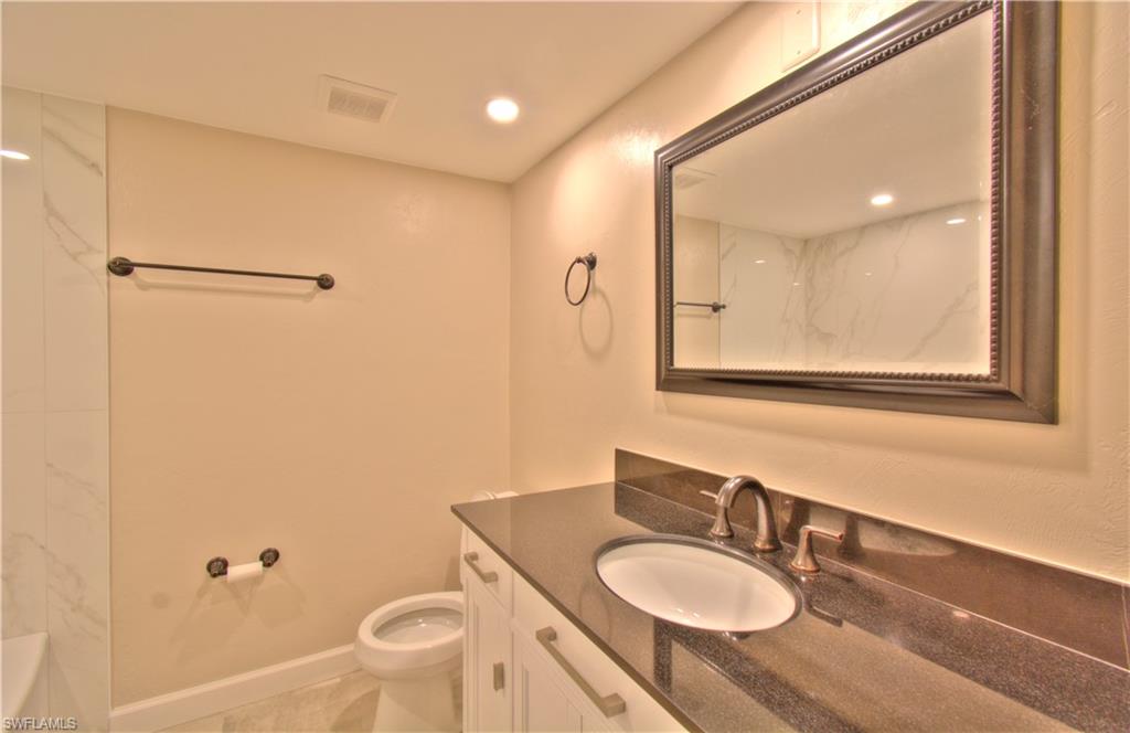 2360 Naples Trace CIR Unit: 4-406