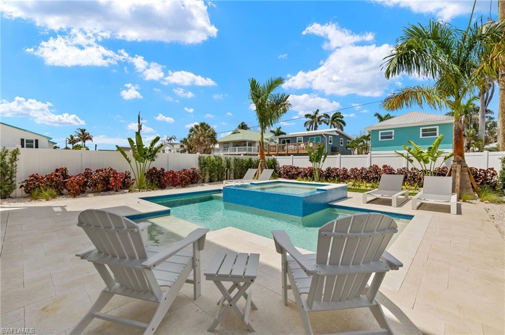 5583 Estero BLVD