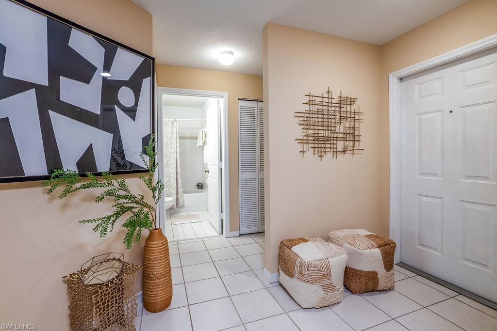 6900 Huntington Lakes CIR # 102